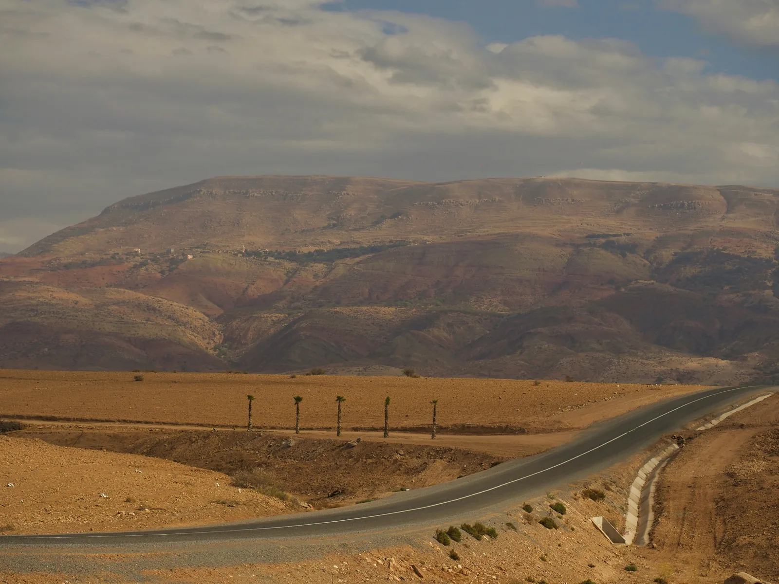 Morocco: Hidden Costs of Hiring a Driver: What Is Not in the Quote?